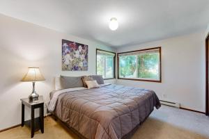 Seal Rock Seaclusion