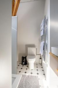 Double Room with Private Bathroom room in Stadslogement Westersingel