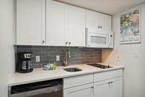 SeaCrest 301A- by Holiday Isle Properties