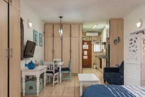 Direct Beach Access at OceanBreeze