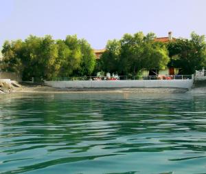 Paradise Beachside Villa