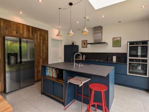 Bright, modern home in South Belfast - 4hvězdičkové hotely ve městě Belfast