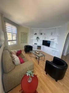 Maravilloso duplex frente al mar con parking propio a pie de playa - Radazul