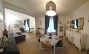Appartements Chic F2 Rue Brevannes : photos des chambres