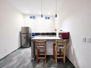 Casa Caracol, Prime Location, Pristine, Newly Renovated