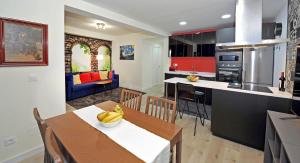 Apartamentos Megaleon