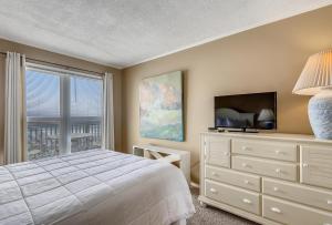 Sandpiper Cove 2133- by Holiday Isle Properties