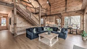 Luxury Lodge on the Toccoa