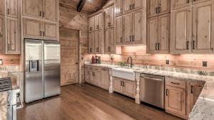 Luxury Lodge on the Toccoa