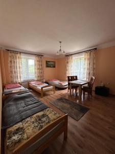 Leśniewscy - Pokoje Gościnne