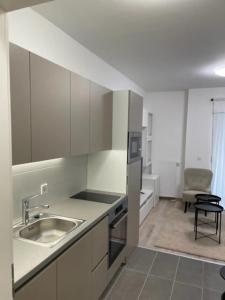 Elisabeth Residence 102 with parking