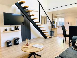Maisons de vacances Loft de charme avec parking, jardin et terrasse : photos des chambres