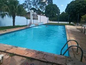 Hotel Arbom - 莫吉米林