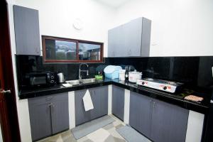 Cleofes Place, Unique 3BR villa near Tagaytay City