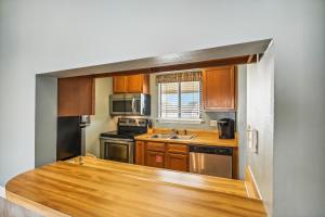 Sandpiper Cove 7201- by Holiday Isle Properties