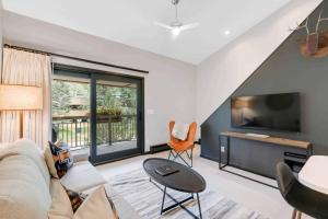 Lodge at Lionshead 330