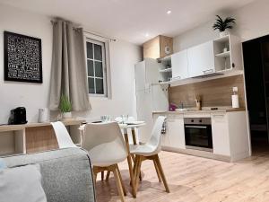 « Le City » proche aéroport CDG, Parc Astérix, Disney,