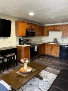 ParkWay Yellowstone Riverside Studio #6 - Mammoth