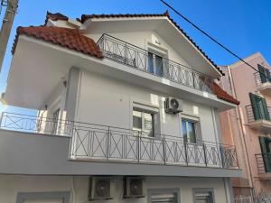 Athanasias Loft