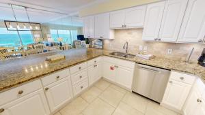 Beach House 601D-By Holiday Isle Properties