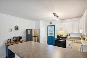 Venus 202- by Holiday Isle Properties