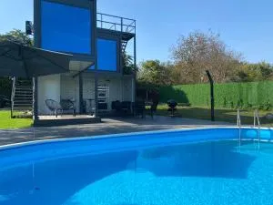 Ailleurs - Nova Pazova