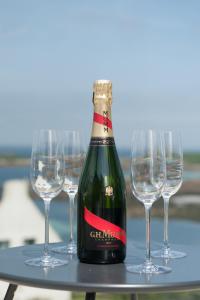 Appartements OCEAN VIEW - Luxueux T3 avec magnifique vue mer : photos des chambres