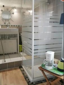 chambre atypique entre mer et collines