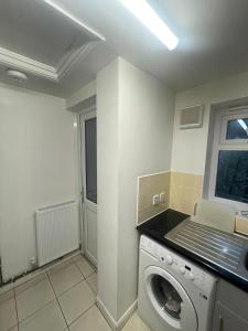 1 Bedroom Cosy Spacious
