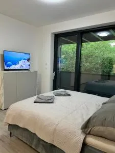 AR SANTORINI white - Družstevná pri Hornáde