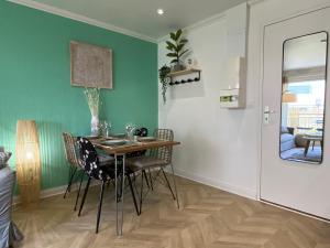 Appartements Chaleureux deux piece coeur de ville avec parking prive : photos des chambres