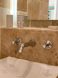 Appartements Cosy deux pieces coeur de ville avec parking prive : photos des chambres