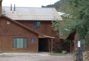 Trails End - Hot Tub - WiFi - Fireplace - Washer -Dryer - Fenced In Backyard - Mesita