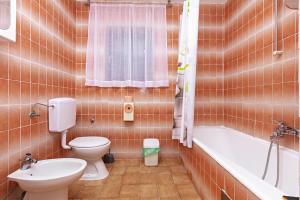 Apartments with parking space Jezera, Murter - 798