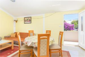 Apartments by the sea Slatine, Ciovo - 11126