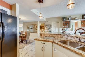 Waterview Towers Yacht Club 532- by Holiday Isle Properties