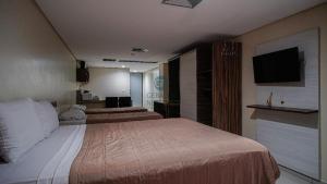 Sol, mar e vida noturna