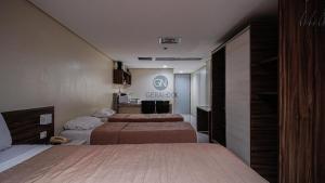 Sol, mar e vida noturna