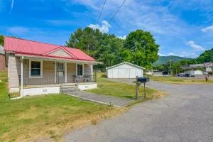 Cozy Tazewell Home with Grill on Back of the Dragon! - Bluefield
