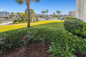Dolphin Point 105B- by Holiday Isle Properties