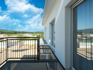 Maisons de vacances Villa in Cessenon-sur-Orb with Private Pool : photos des chambres