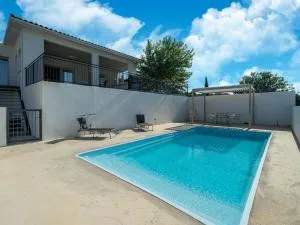 Majestic villa with private pool - Cazedarnes