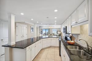 Inlet Reef 102- by Holiday Isle Properties