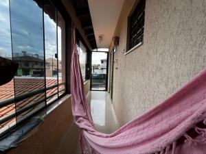 Casa com churrasqueira mr2