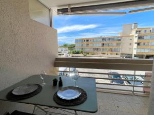 Appartement cosy 2 pièces avec WIFI, terrasse Ouest, 50m plage et commerces - Canet Sud - FR-1-748-21