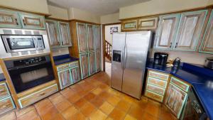 Wildwood - WiFi - Washer - Dryer - Fire Pit - Kids Playset - Fenced In Yard