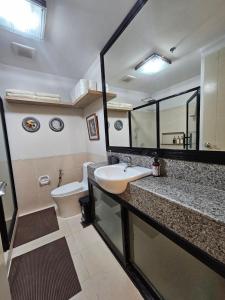 Verdon Parc 2 Bedroom Unit with Big Balcony