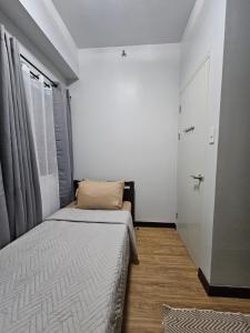 Verdon Parc 2 Bedroom Unit with Big Balcony