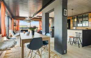 5 Bedroom Amazing Home In Kalundborg