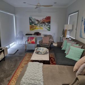 Brisbane waters cottage at Point Clare NSW